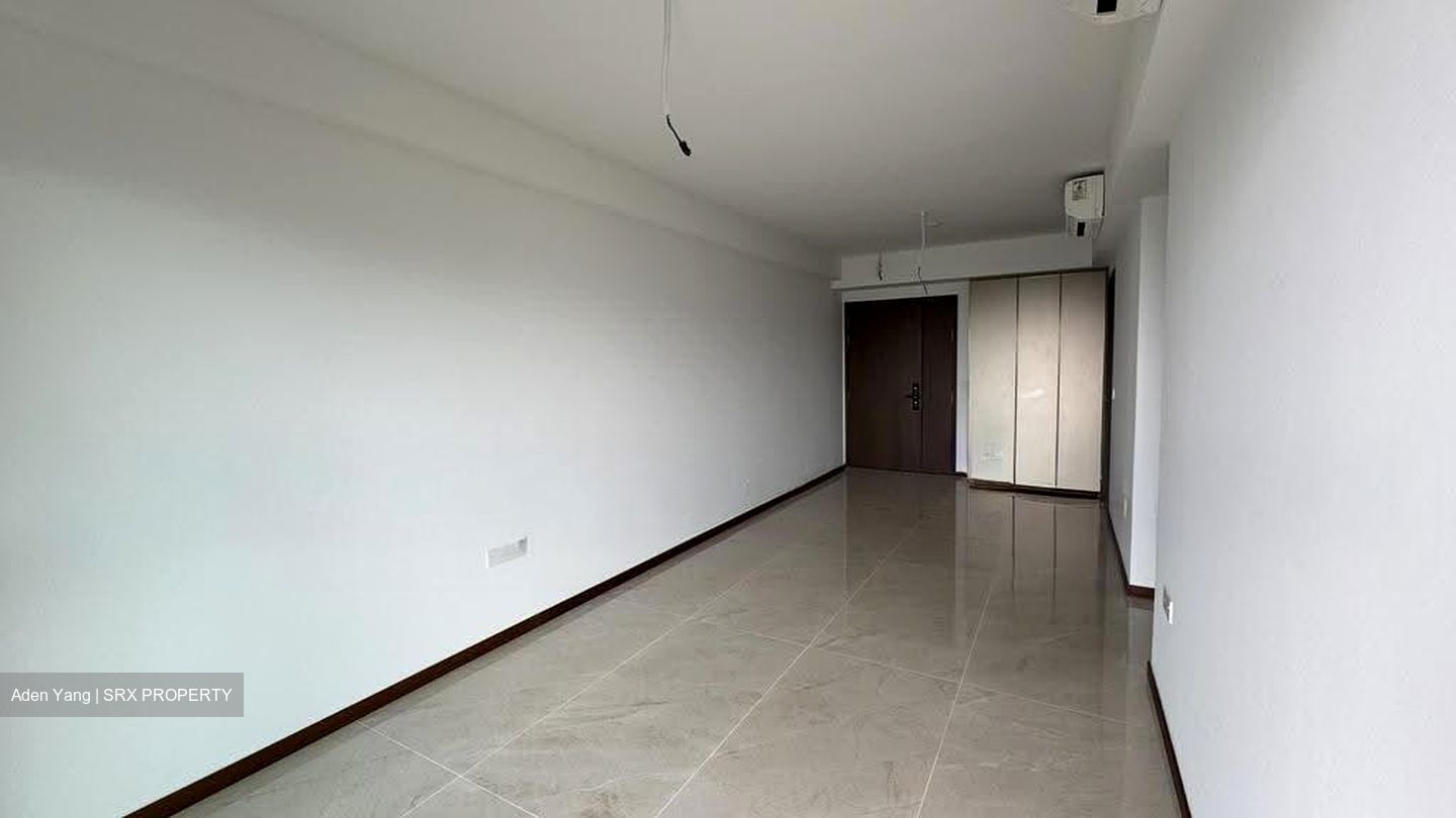 Slim Barracks Rise (D5), Condominium #635017301